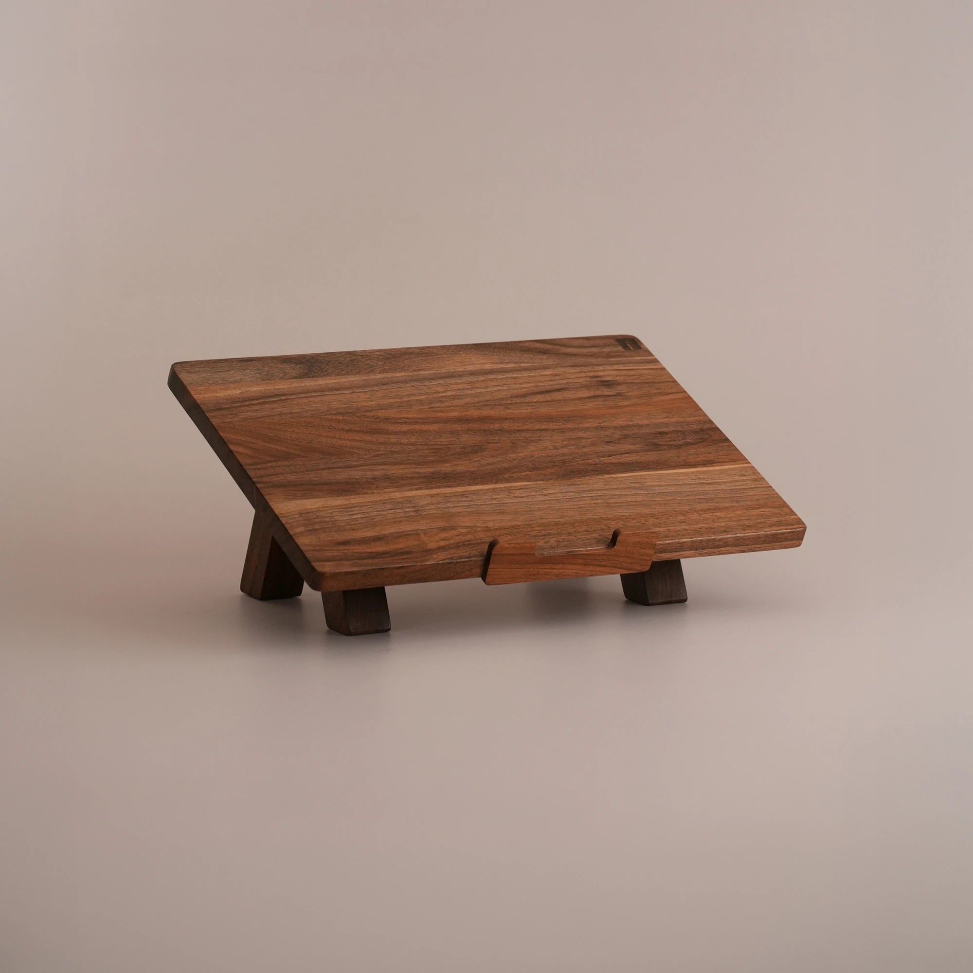 Ceviz Ahşap Laptop Standı • Hiza