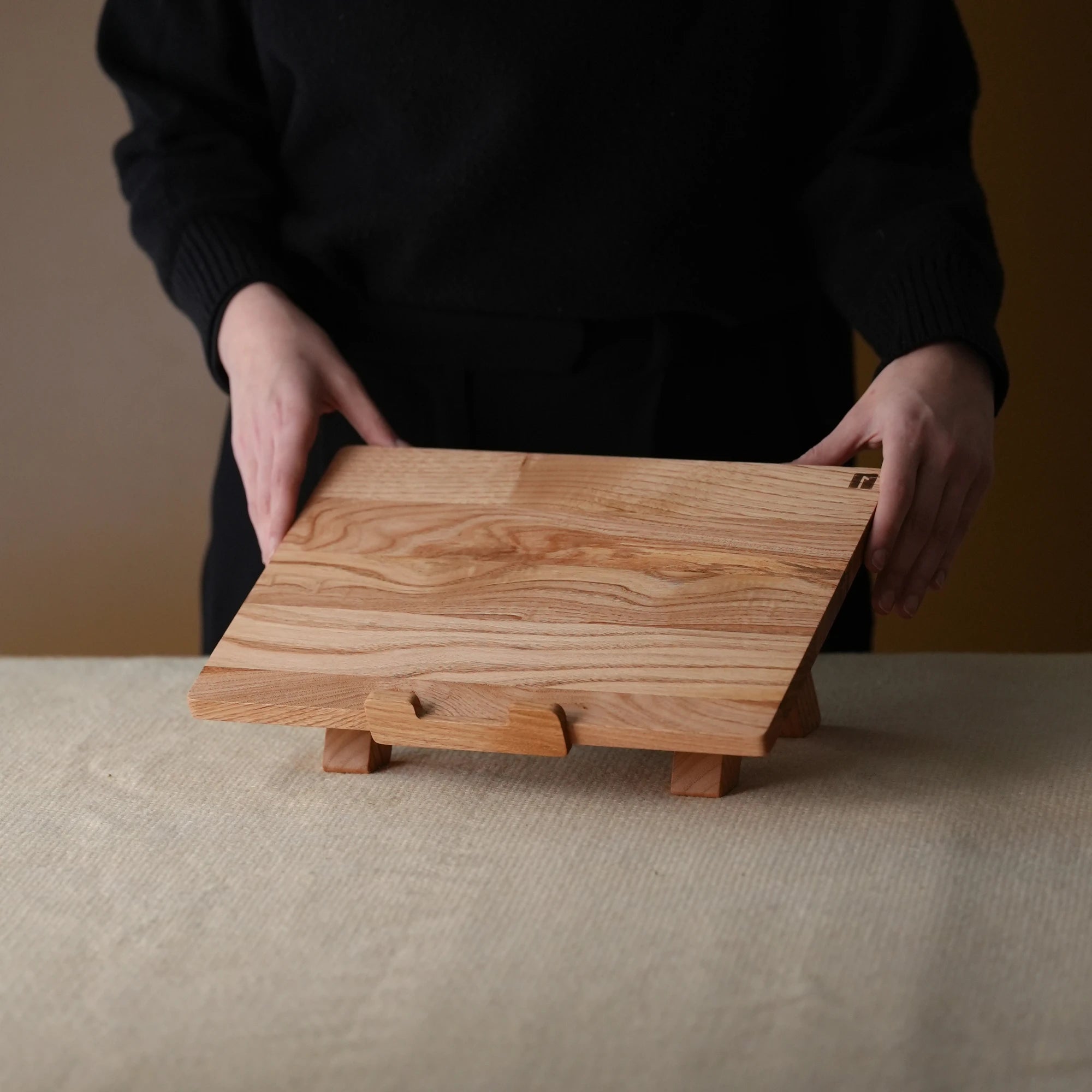 Kestane Ahşap Laptop Standı • Hiza