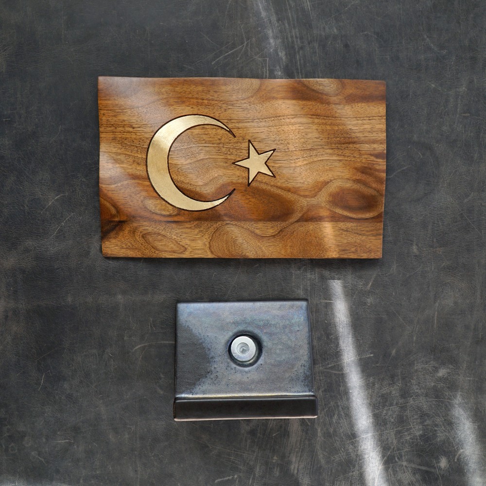 Ahşap Türk Bayrağı (Masaüstü)